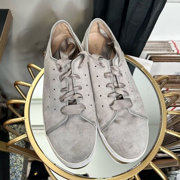 Vionic Keke Sneakers - Picture 8 of 9